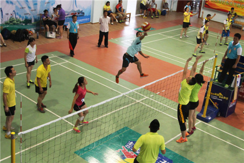 工會工作站掀起運(yùn)動熱潮