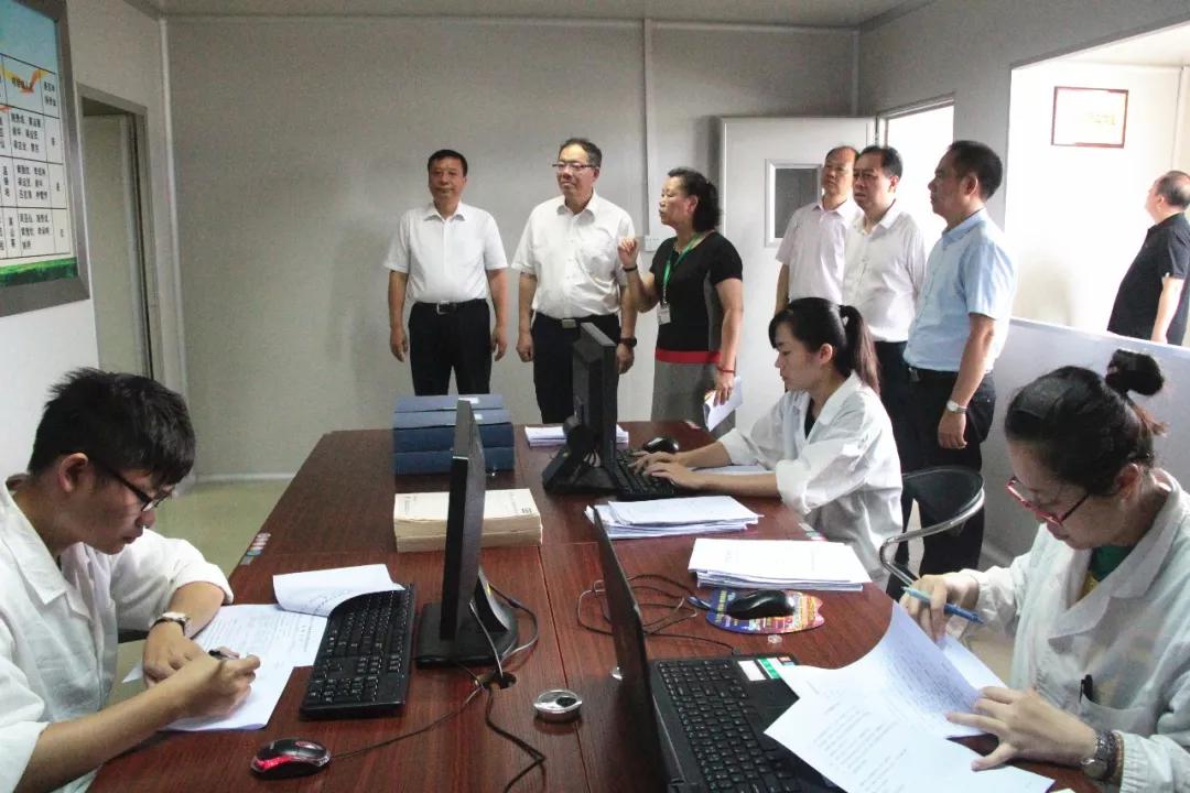 打造品牌擴(kuò)大工會(huì)影響力——陳剛到我市調(diào)研基層工會(huì)工作