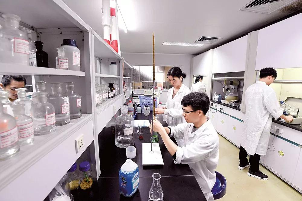 64歲仍堅守一線，梧州這個為“產(chǎn)品質(zhì)量和榮譽而戰(zhàn)”的團隊獲國家級榮譽