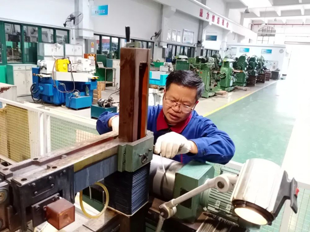 【梧州工匠】楊輝：技術(shù)高超的能手，無私奉獻(xiàn)的教師