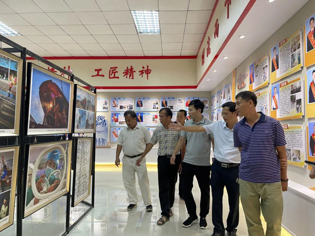 全市職工攝影展開幕，每一張都是超然大片