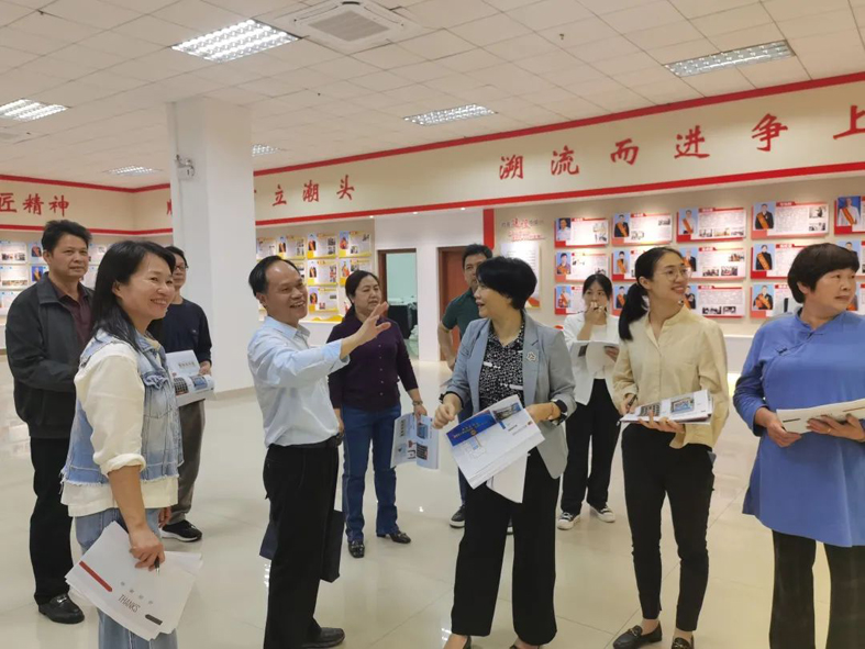 梧欽兩地工會(huì)召開六堡茶、坭興陶勞模工匠 聯(lián)盟創(chuàng)新成果展籌備交流會(huì)