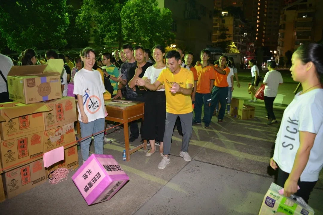 梧州郵政公司工會開展迎中秋、國慶趣味活動