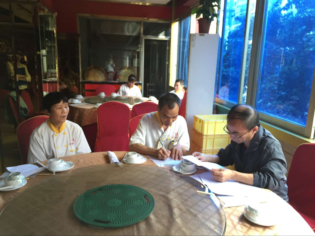 長洲區(qū)總工會深入困難職工走訪調(diào)研