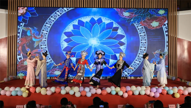 “三八”國(guó)際婦女節(jié)期間，我市各級(jí)工會(huì)舉辦系列慶?；顒?dòng)